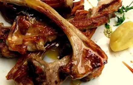 Chuletitas de cabrito de Candeleda